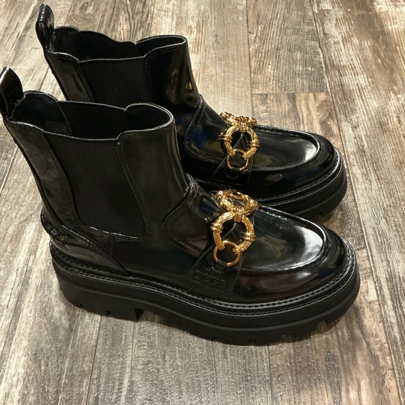 Circus Ny Black Boots with Gold Accents Size 9.5 - Picture 3 of 11